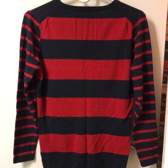 Tommy Hilfiger V neck striped sweater size Medium - Picture 5 of 5